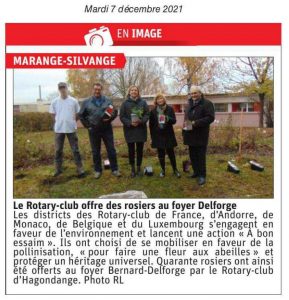 Le Rotary-Club offre des rosiers au foyer Delforge